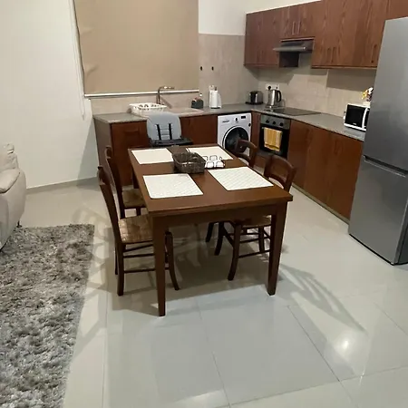 Central Apartment Apartment Paphos